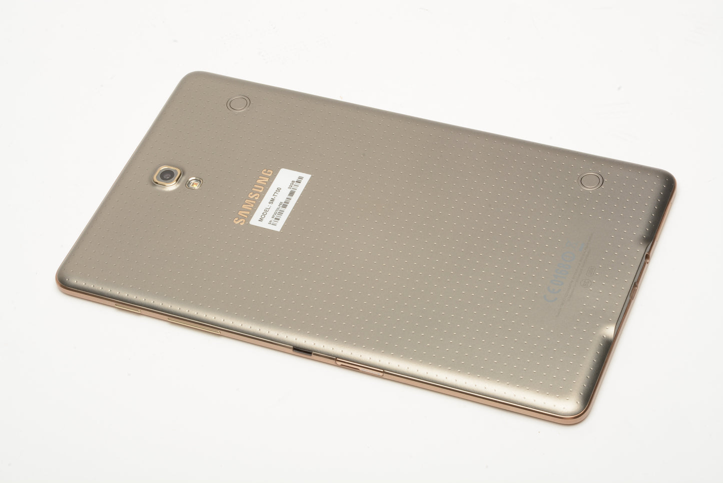 Samsung Galaxy Tab S SM-T700 16GB Titanium Gold WI-FI 8.4" Tablet + 2 covers