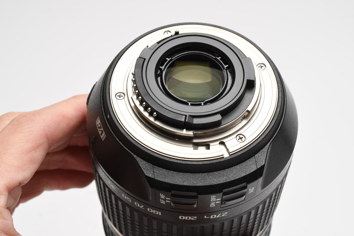 Tamron AF 18-270mm f3.5-6.3 Di II B003 Lens for Nikon EF w/Hood, Caps, Box