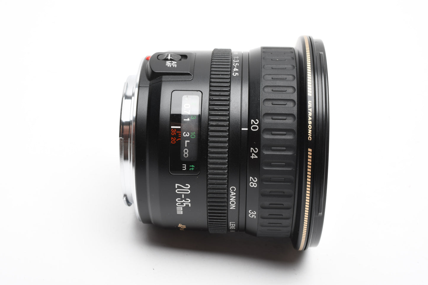 Canon EF 20-35mm f3.5-4.5 USM  compact zoom lens, caps, Mint-