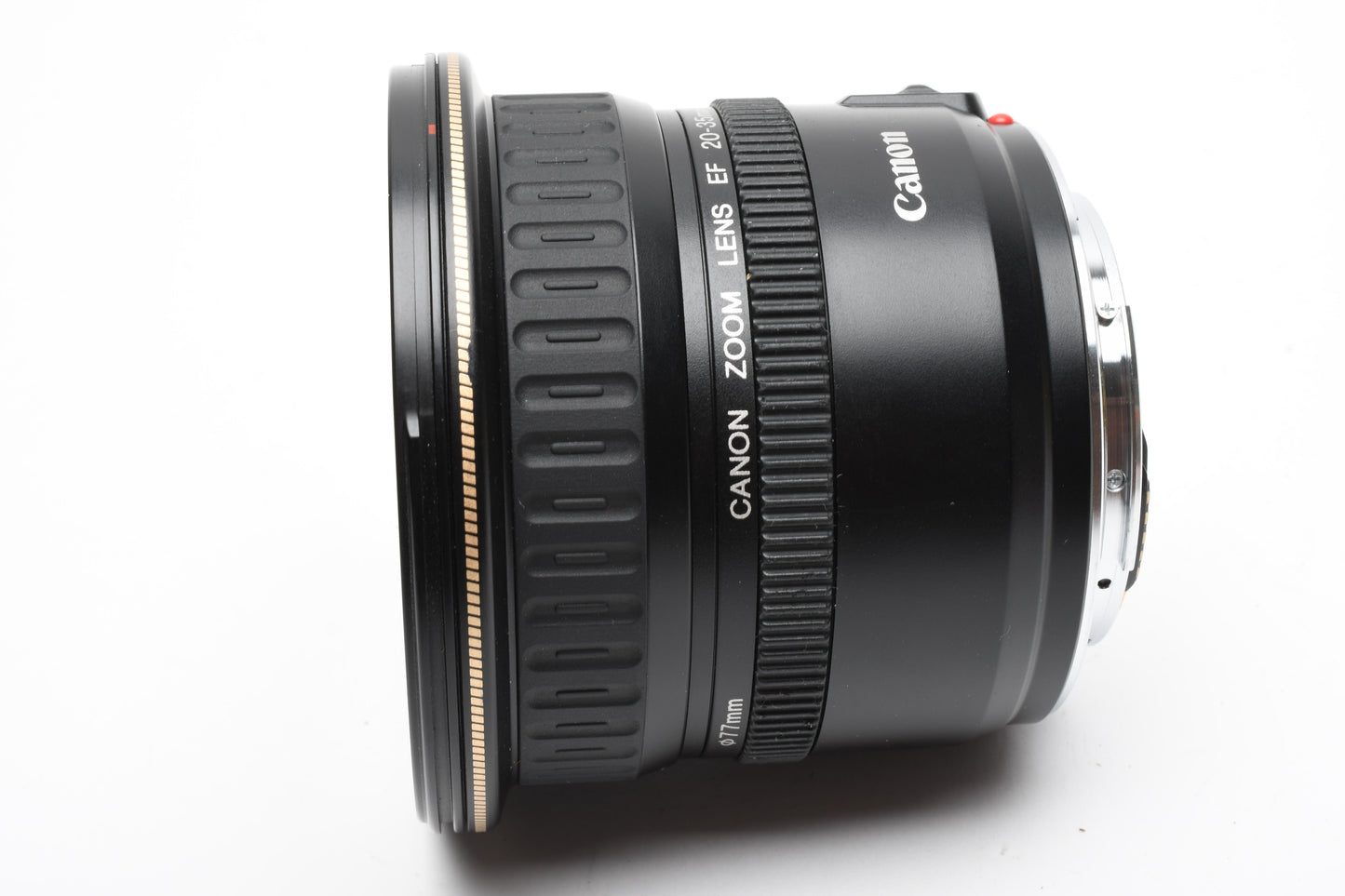 Canon EF 20-35mm f3.5-4.5 USM  compact zoom lens, caps, Mint-