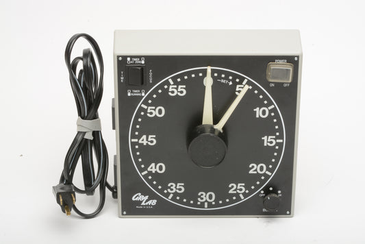 Dimco Gray Gralab Model 300 Darkroom timer, barely used, Latest version, w/manual