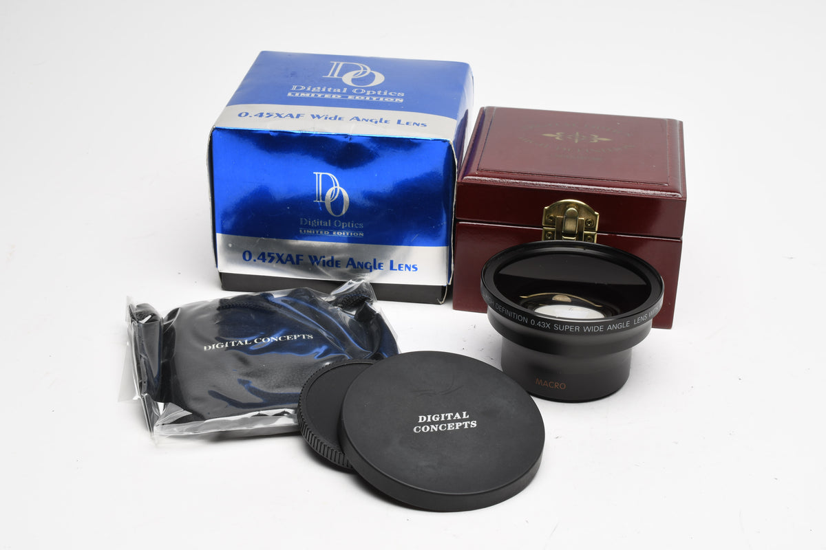 Digital Optics 0.45XAF Wide Angle Lens Limited Edition in Box