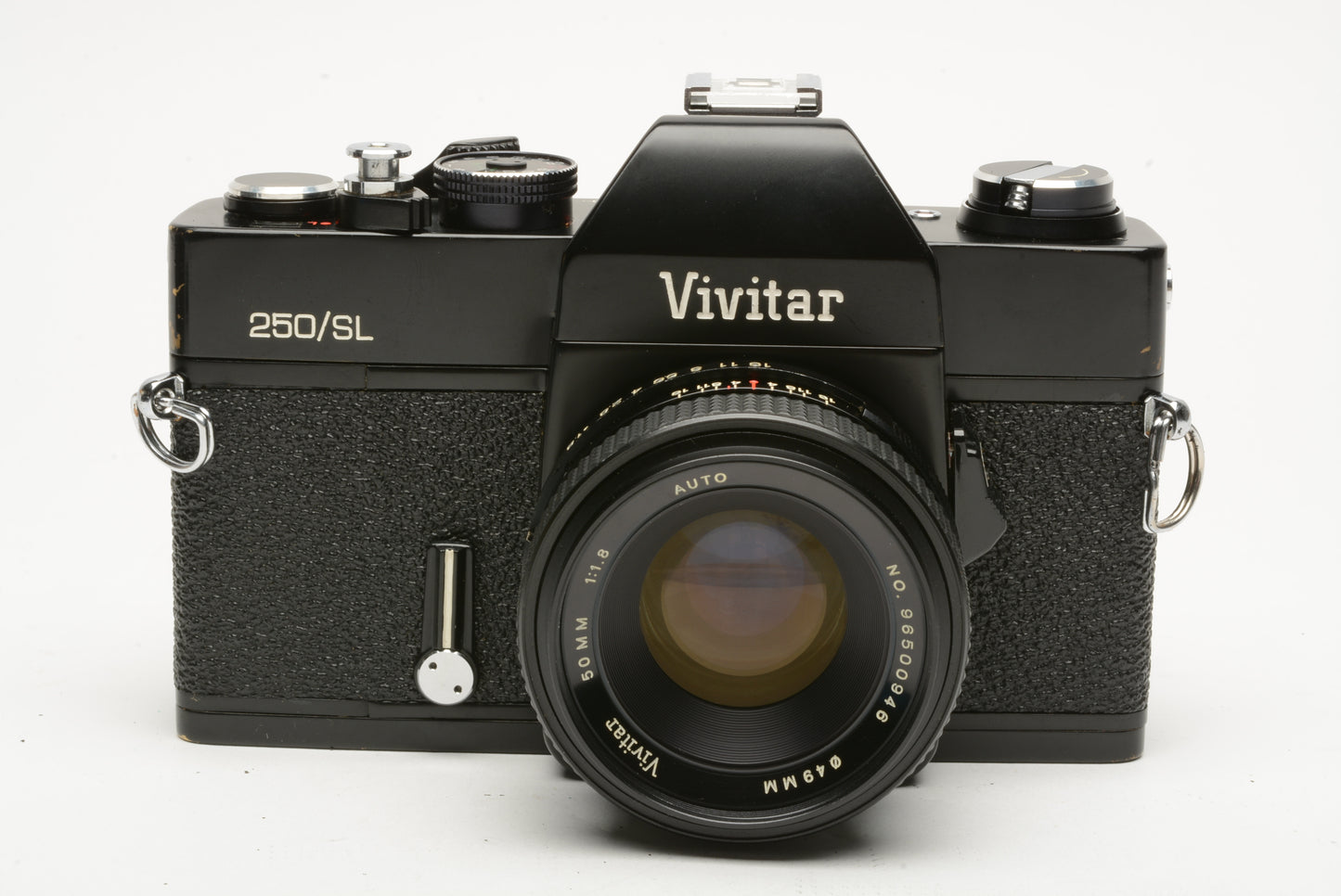 Vivitar 250SL 35mm SLR w/50mm f1.8, 2X converter, flash, case, tested, nice!