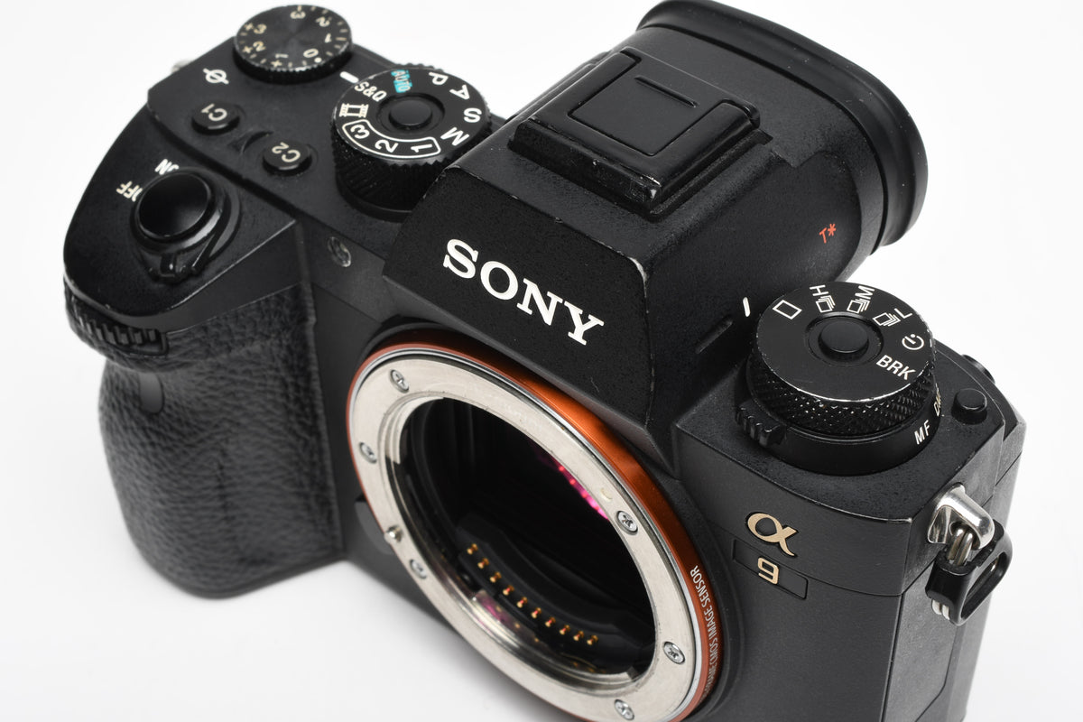 Sony A9 Mirrorless Body, batt+charger, 11,665 acts, Tested, Great! ILCE-9