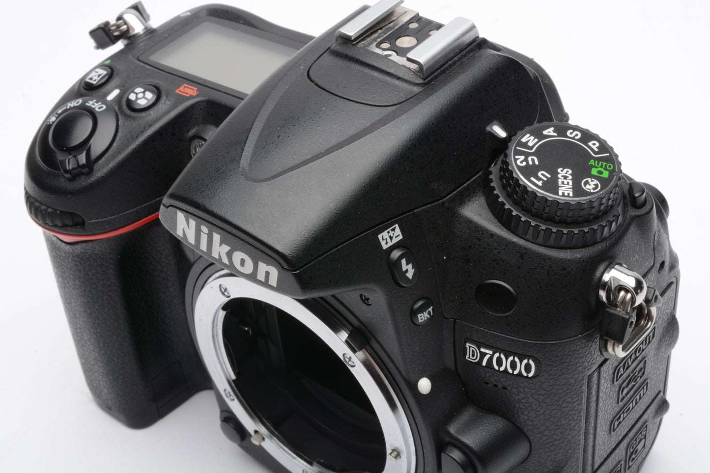 Nikon D7000 16.2MP DSLR, batt, charger, strap, only 31,755 Acts! Nice!