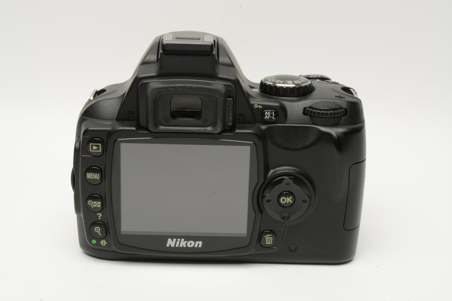 Nikon D40 DSLR body, batt+charger, ONLY 1165 Acts!! Great
