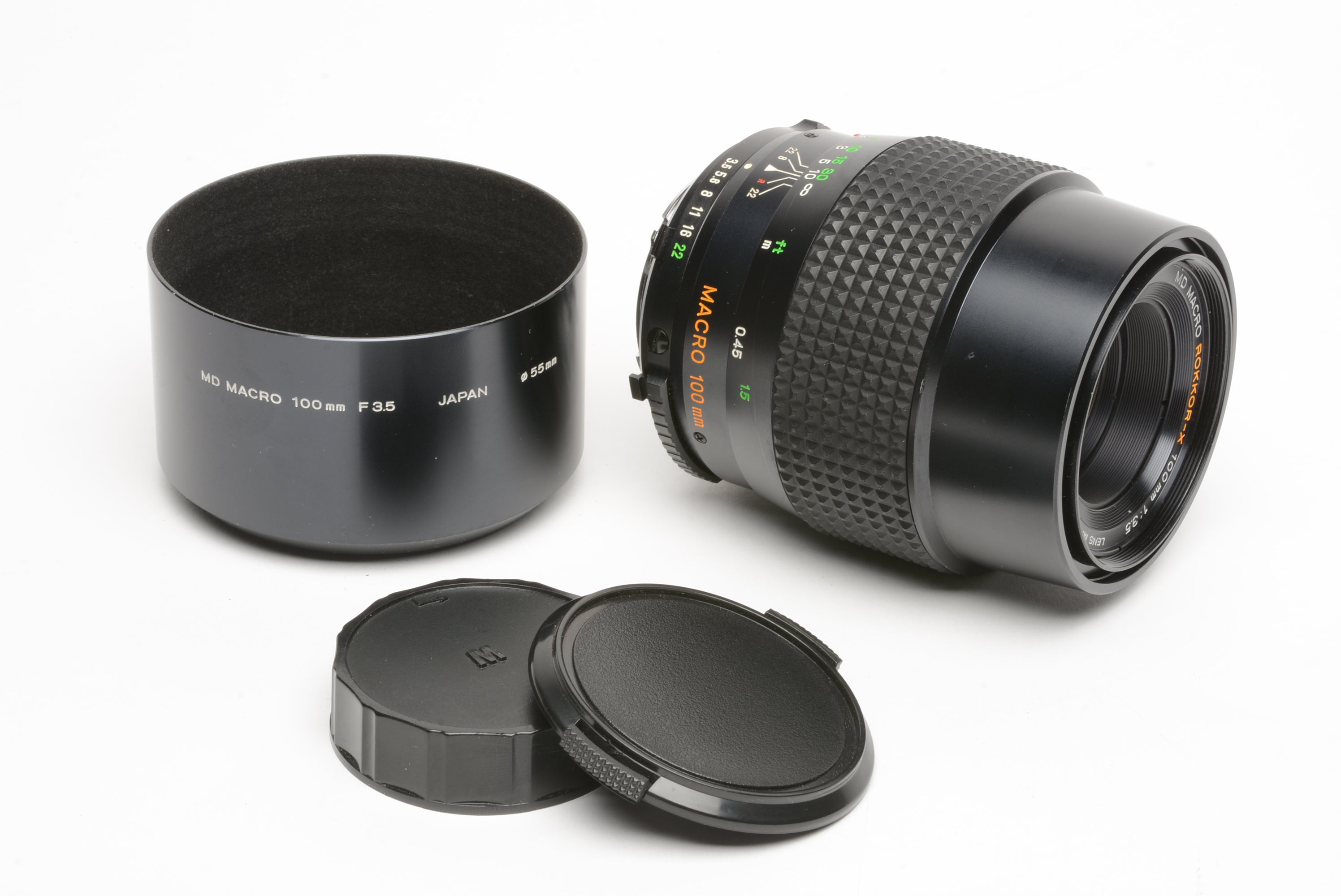 Minolta MD Macro Rokkor-X 100mm f3.5 lens, caps, hood, clean and 