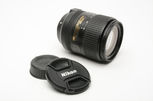 Nikon AF-S Nikkor 18-300mm f3.5-6.3G ED VR DX zoom, caps, near mint *READ