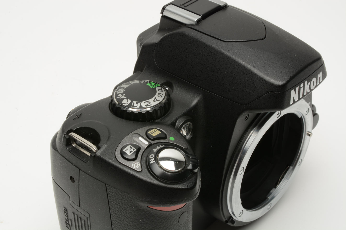 Nikon D40 DSLR body, batt+charger, ONLY 1165 Acts!! Great