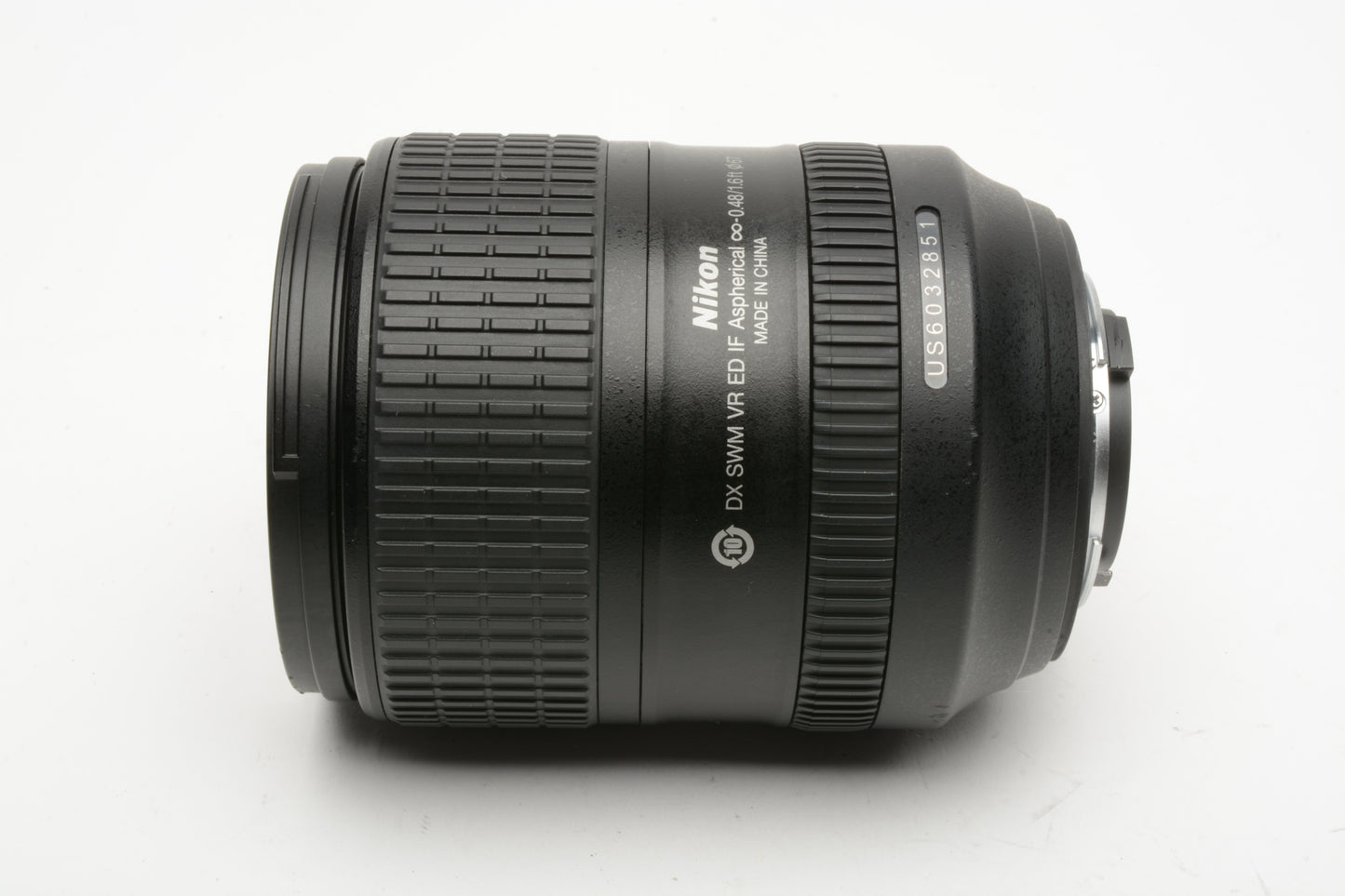 Nikon AF-S Nikkor 18-300mm f3.5-6.3G ED VR DX zoom, caps, near mint *READ