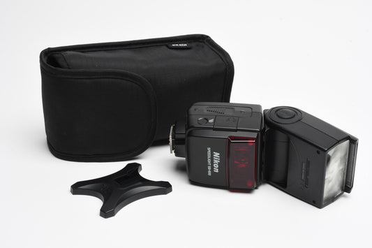 Nikon SB-600 shoe mount flash, case, stand, clean, fully tested