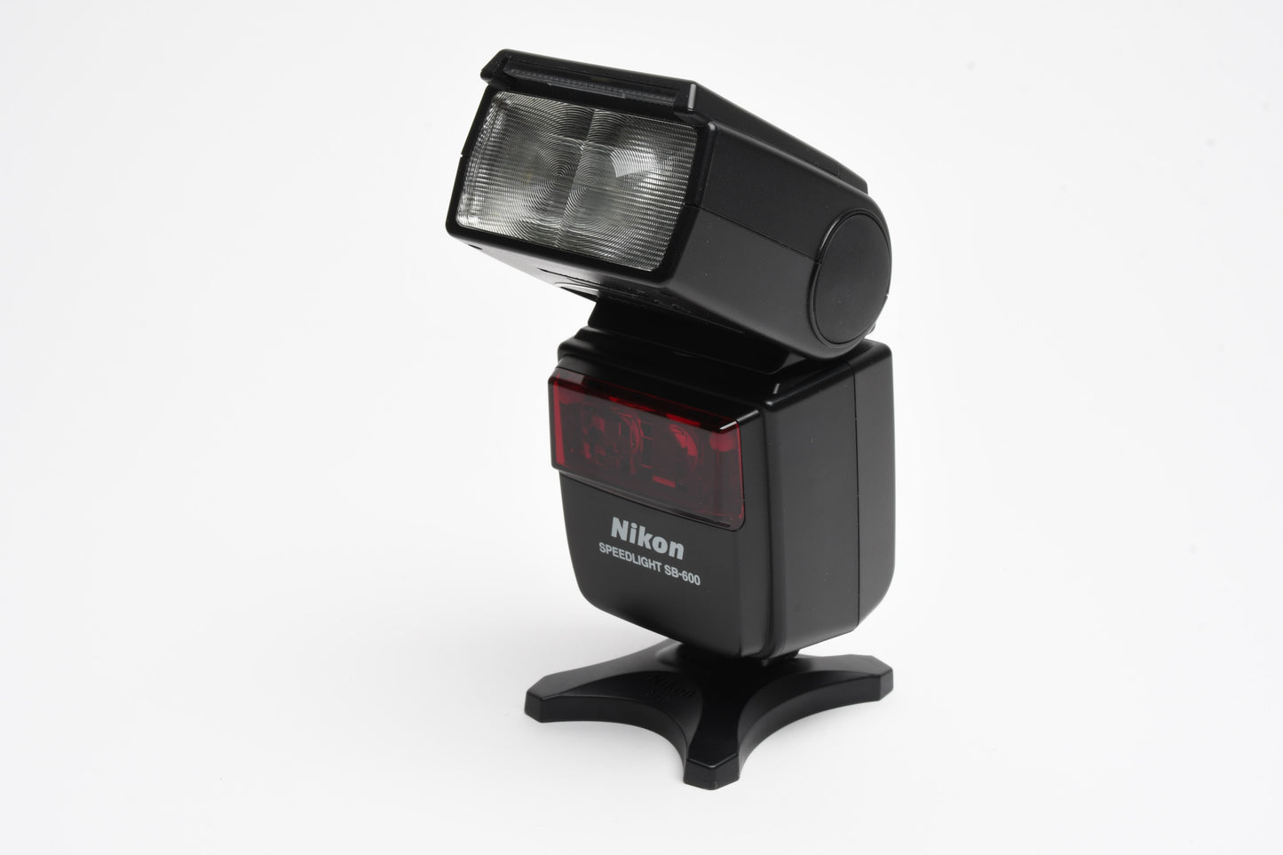Nikon SB-600 shoe mount flash, case, stand, clean, fully tested