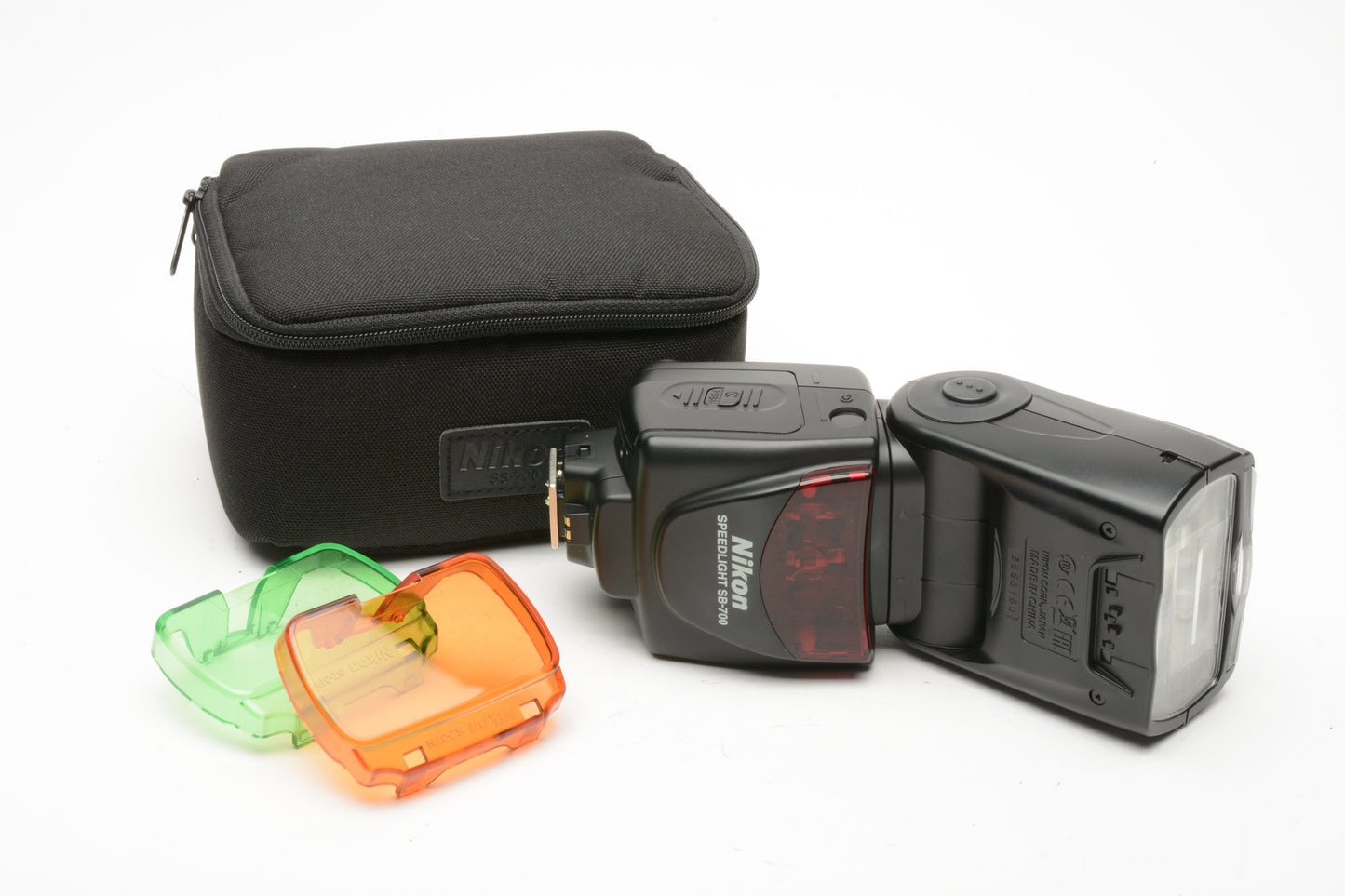 Nikon SB-700 Speedlight flash, filters, case, very clean