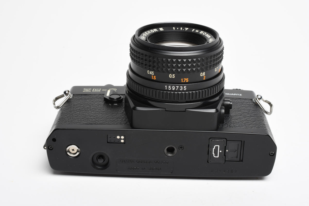 Mamiya ZE-2 35mm SLR w/50mm f1.7 lens, Case, New Seals, Great!
