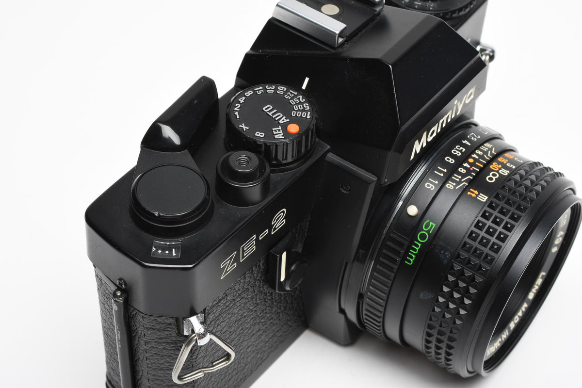 Mamiya ZE-2 35mm SLR w/50mm f1.7 lens, Case, New Seals, Great!