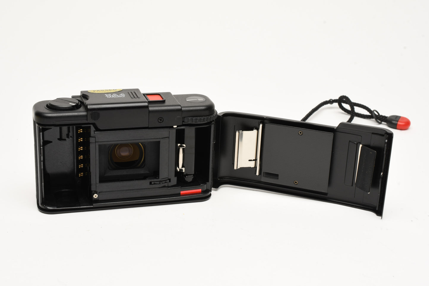 Olympus XA4 35mm Point & Shoot w/A16 Flash, Tested, Great