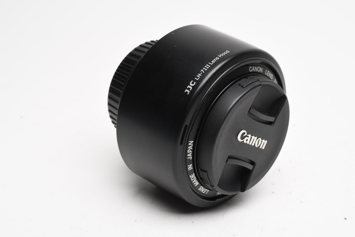 Canon EF 50mm f1.4 USM Lens w/Hood, Nice!