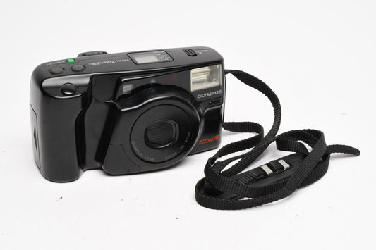 Olympus Infinity Zoom 230 35mm Point&Shoot camera w/38-90mm Zoom