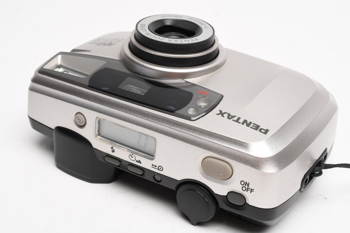 Pentax IQZoom EZY-S 35mm Point&Shoot camera w/38-70mm Zoom, Strap