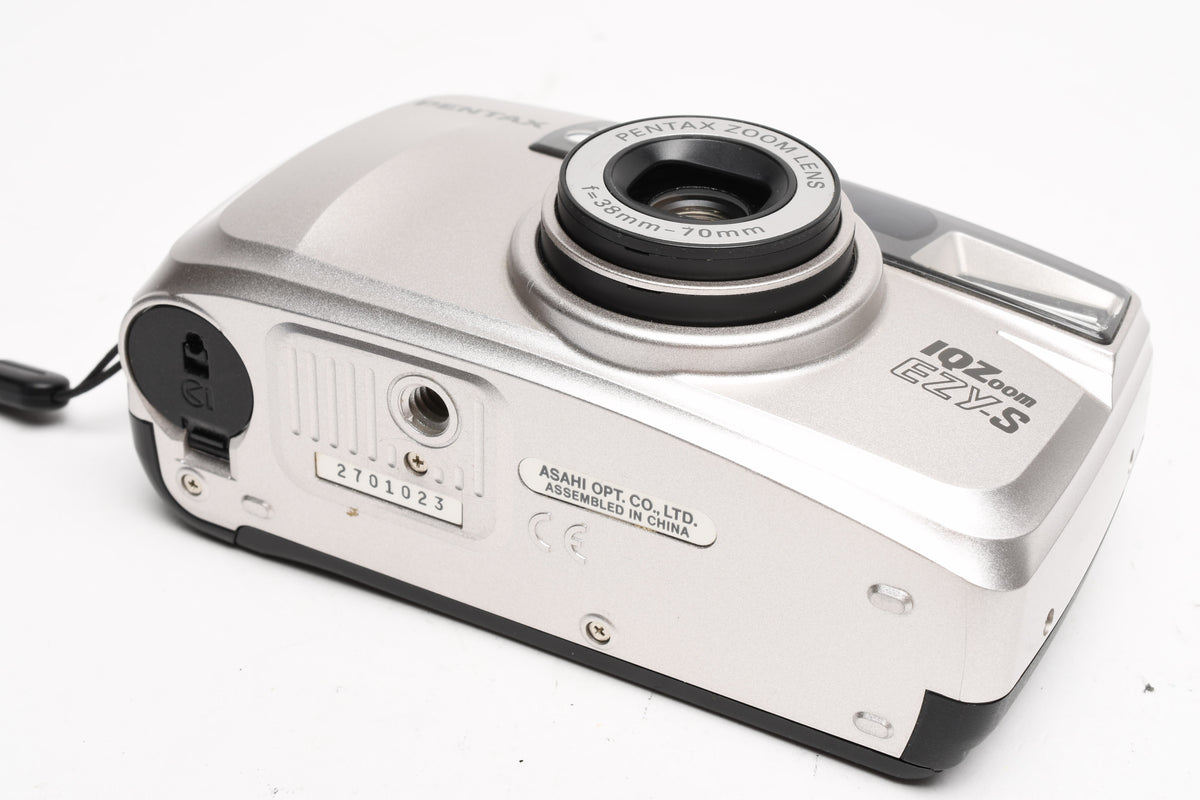 Pentax IQZoom EZY-S 35mm Point&Shoot camera w/38-70mm Zoom, Strap