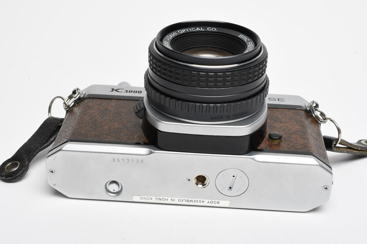 Pentax K1000 SE 35mm SLR w/50mm f2 lens, New seals, strap, Great!