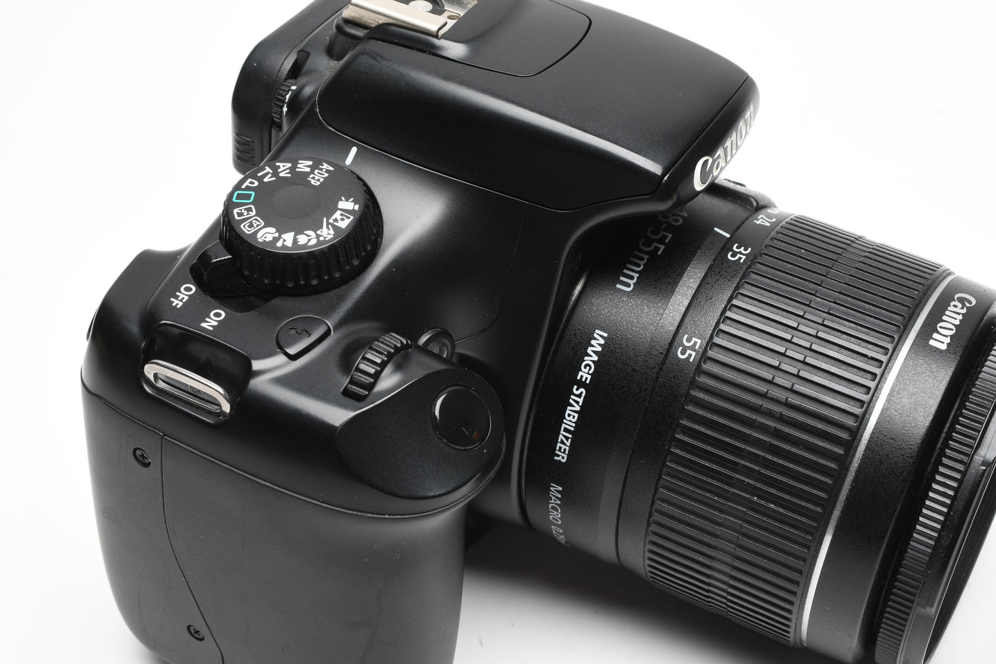 Canon EOS T3 w/18-55mm f3.5-5.6 IS II lens, batt+charger, Only 9866K Acts!