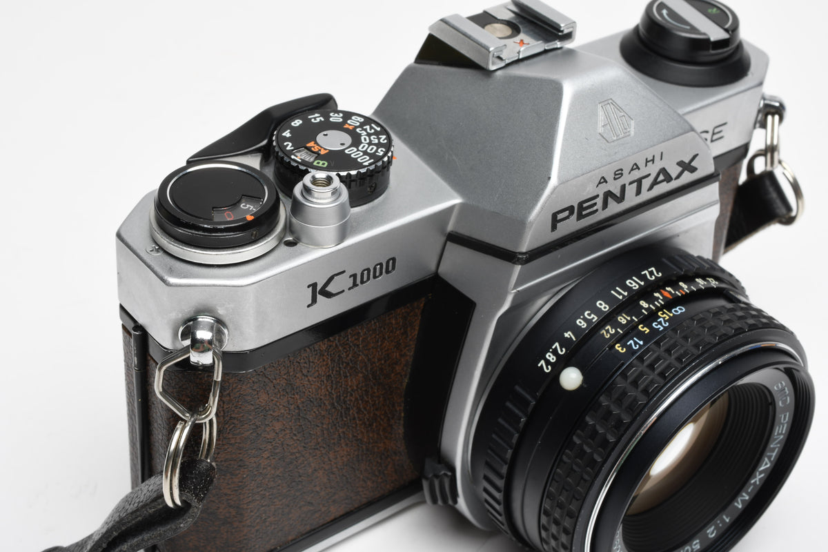 Pentax K1000 SE 35mm SLR w/50mm f2 lens, New seals, strap, Great!