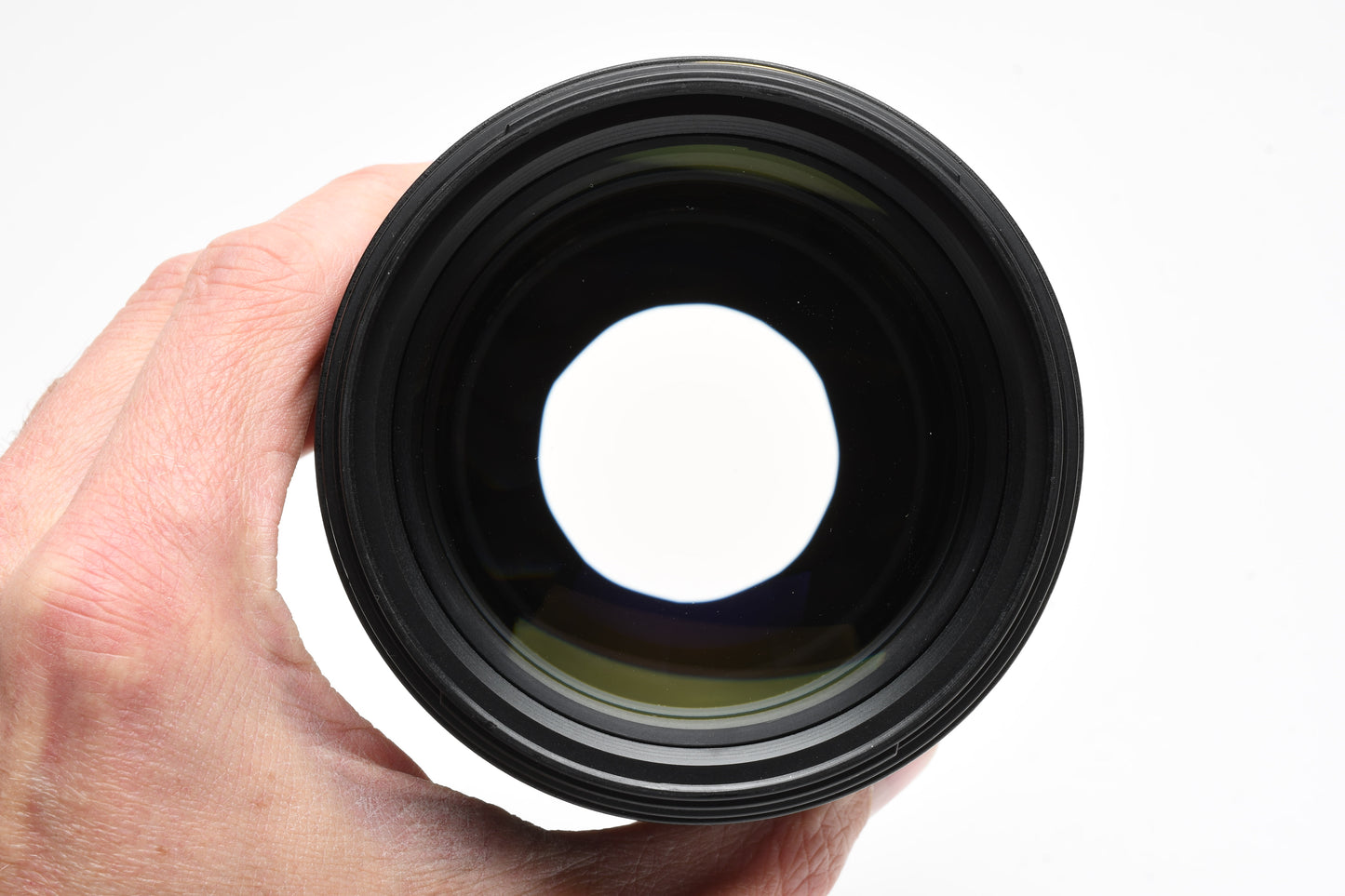 Nikon Nikkor 105mm f1.4E ED w/Caps, Box, Very sharp!