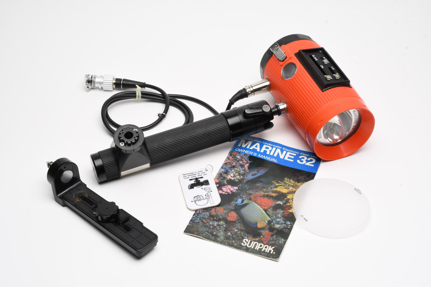 Sunpak Marine 32 Underwater Flash, Tested, works great