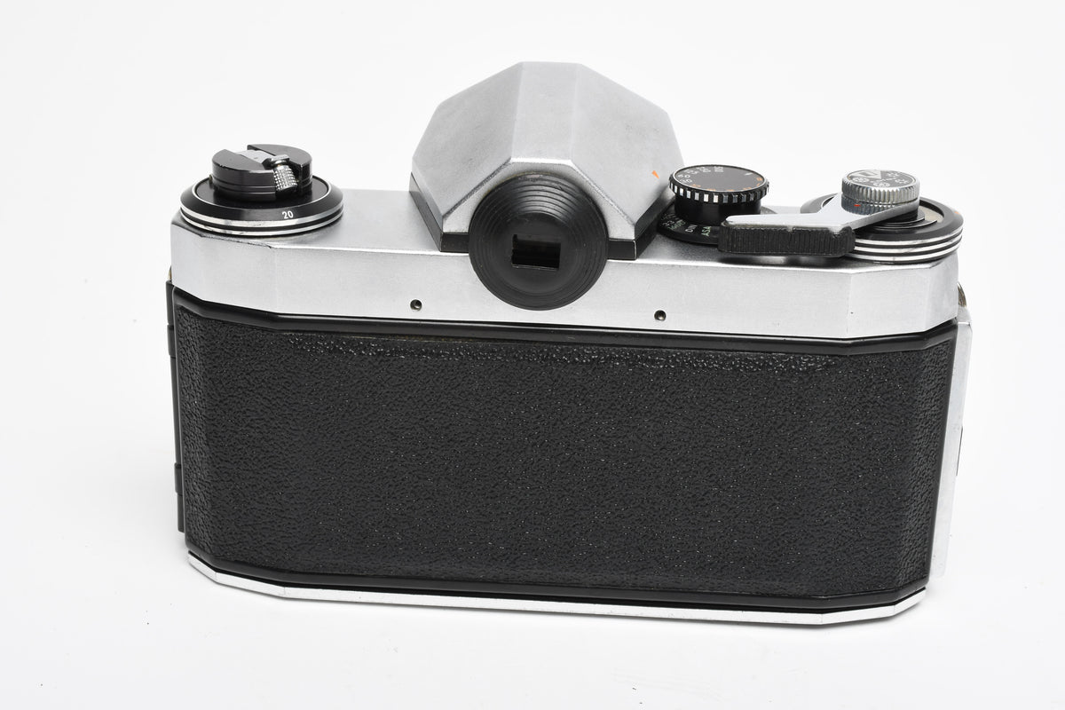 Hanimex Pro TL 35mm SLR w/Pentacon 50mm f1.8 lens, New seals, strap, Great!