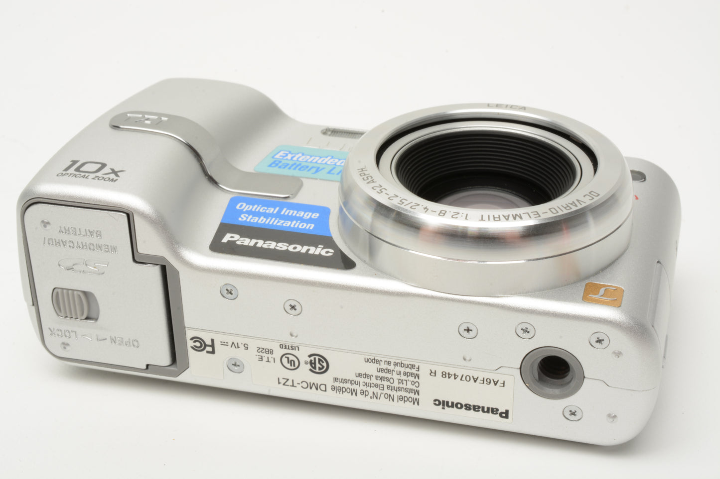 Panasonic Lumix DMC-TZ1 5MP Digital Point&Shoot, batt+charger+manual