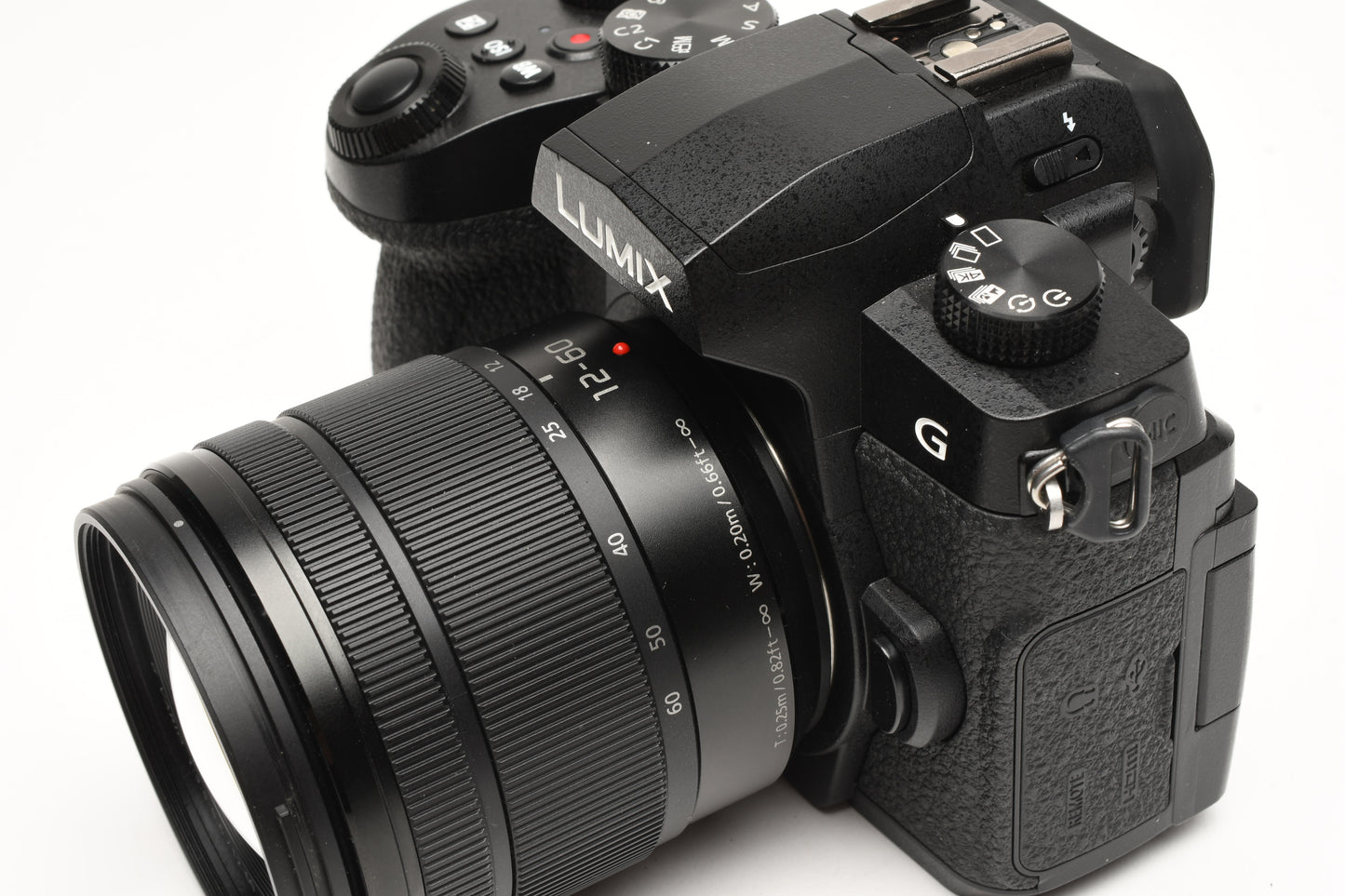 Panasonic Lumix DC-G95 4K w/12-60mm Lens, Batt+charger, ONLY 62 S.C.