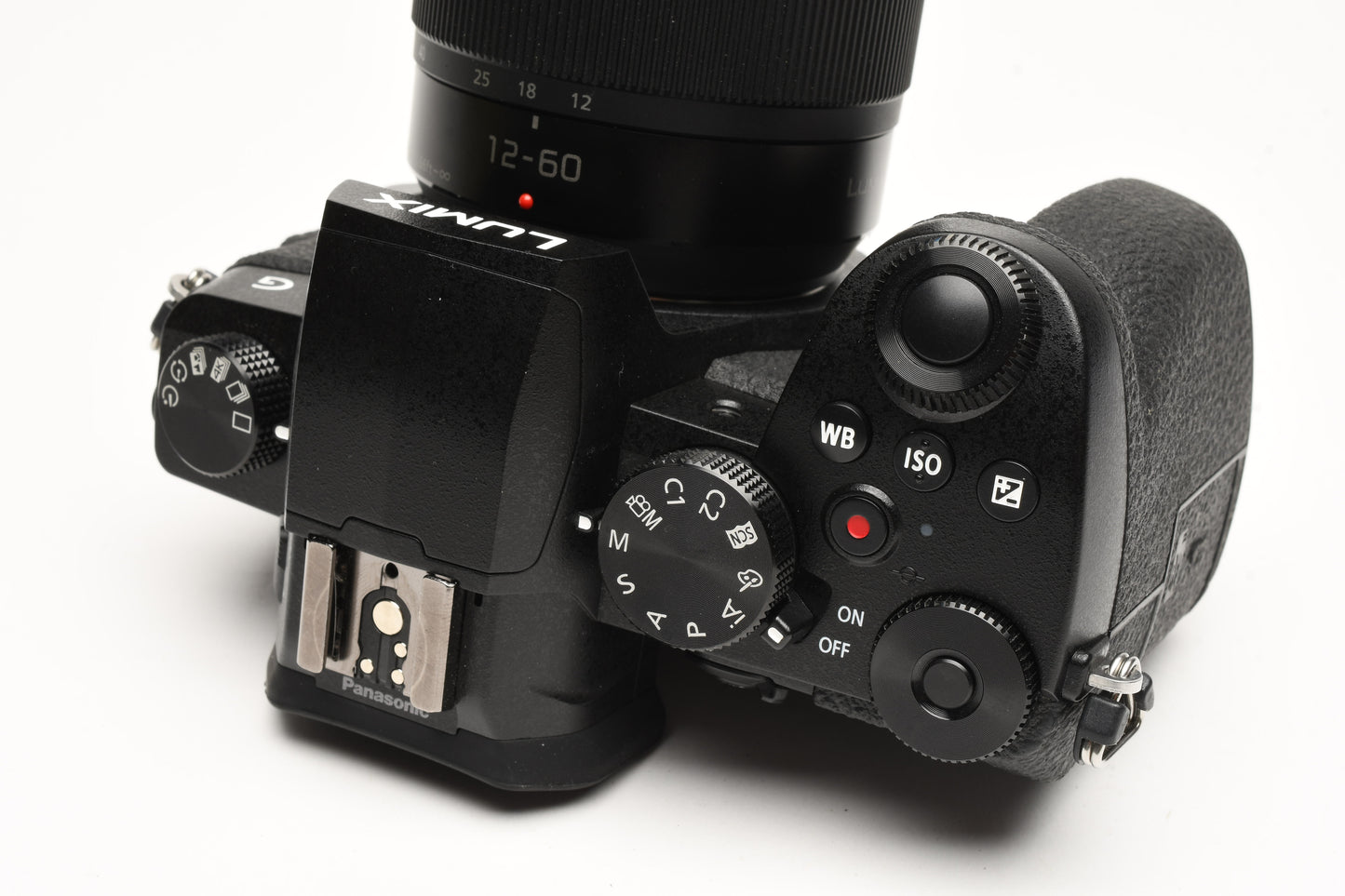 Panasonic Lumix DC-G95 4K w/12-60mm Lens, Batt+charger, ONLY 62 S.C.