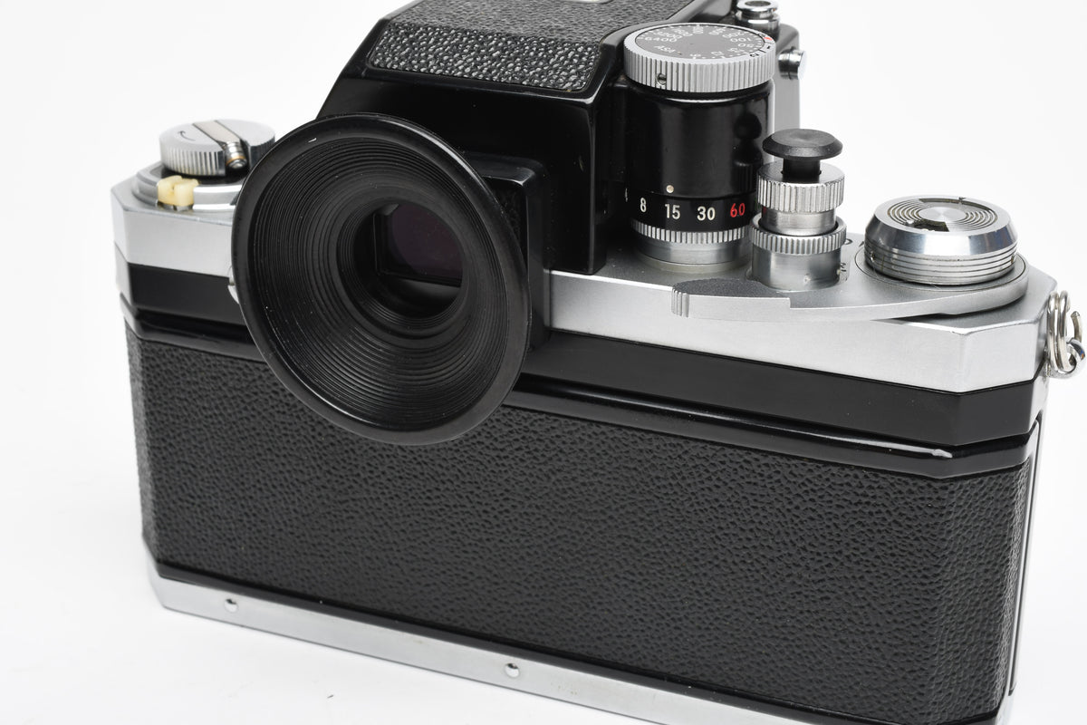 Nikon F 35mm SLR w/Photomic finder, New Seals! Great! Very clean