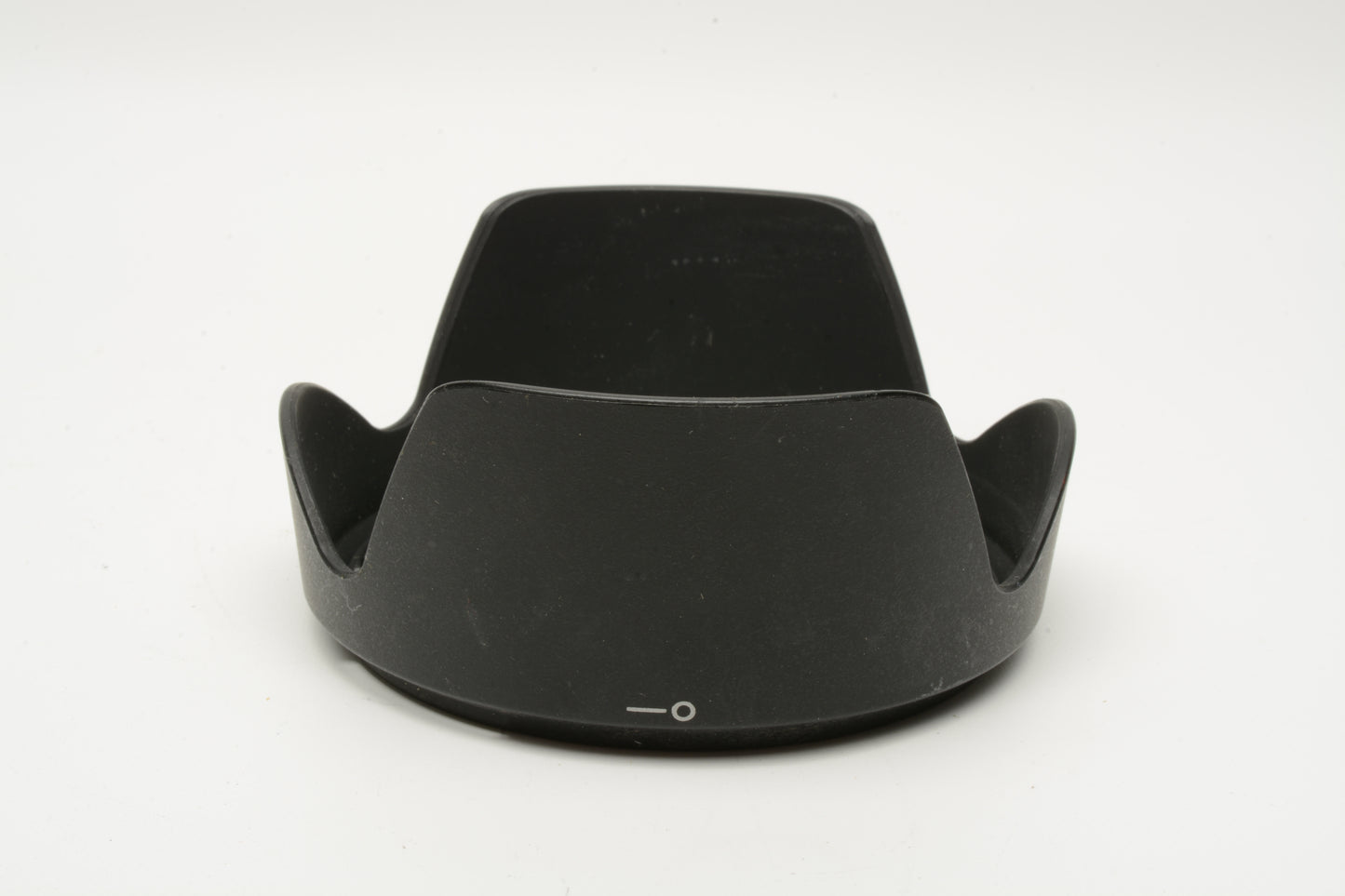 Nikon HB-39 petal lens hood for AF-S DX 16-85mm f3.5-5.6G VR lens