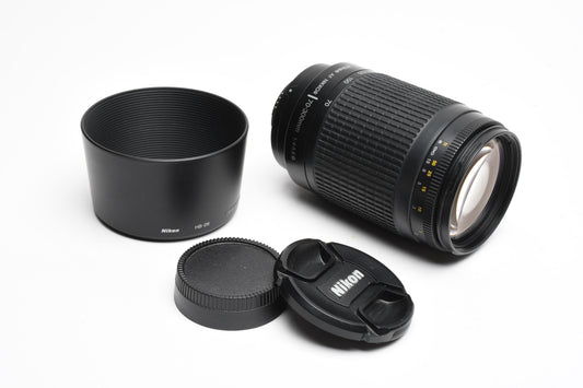 Nikon AF Zoom Nikkor 70-300mm f4-5.6G zoom, Hood+Caps, Great