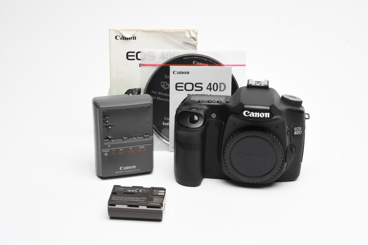 Canon EOS 40D DSLR Body, batt, charger, strap, Only 28K Acts, Tested