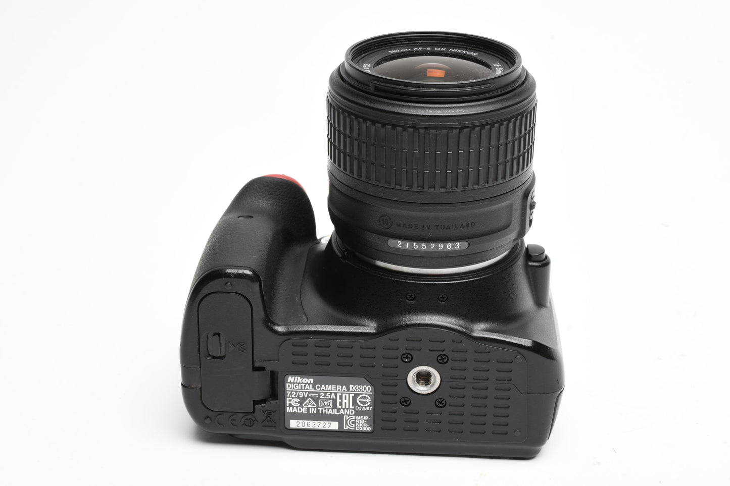 Nikon D3300 DSLR w/18-55mm zoom Batt, charger, strap, Only 15,380 Acts