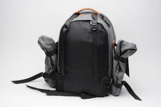 Tamrac Backpack (1980/1990s style) Gray, Side pockets, Great! ~17x12x7"