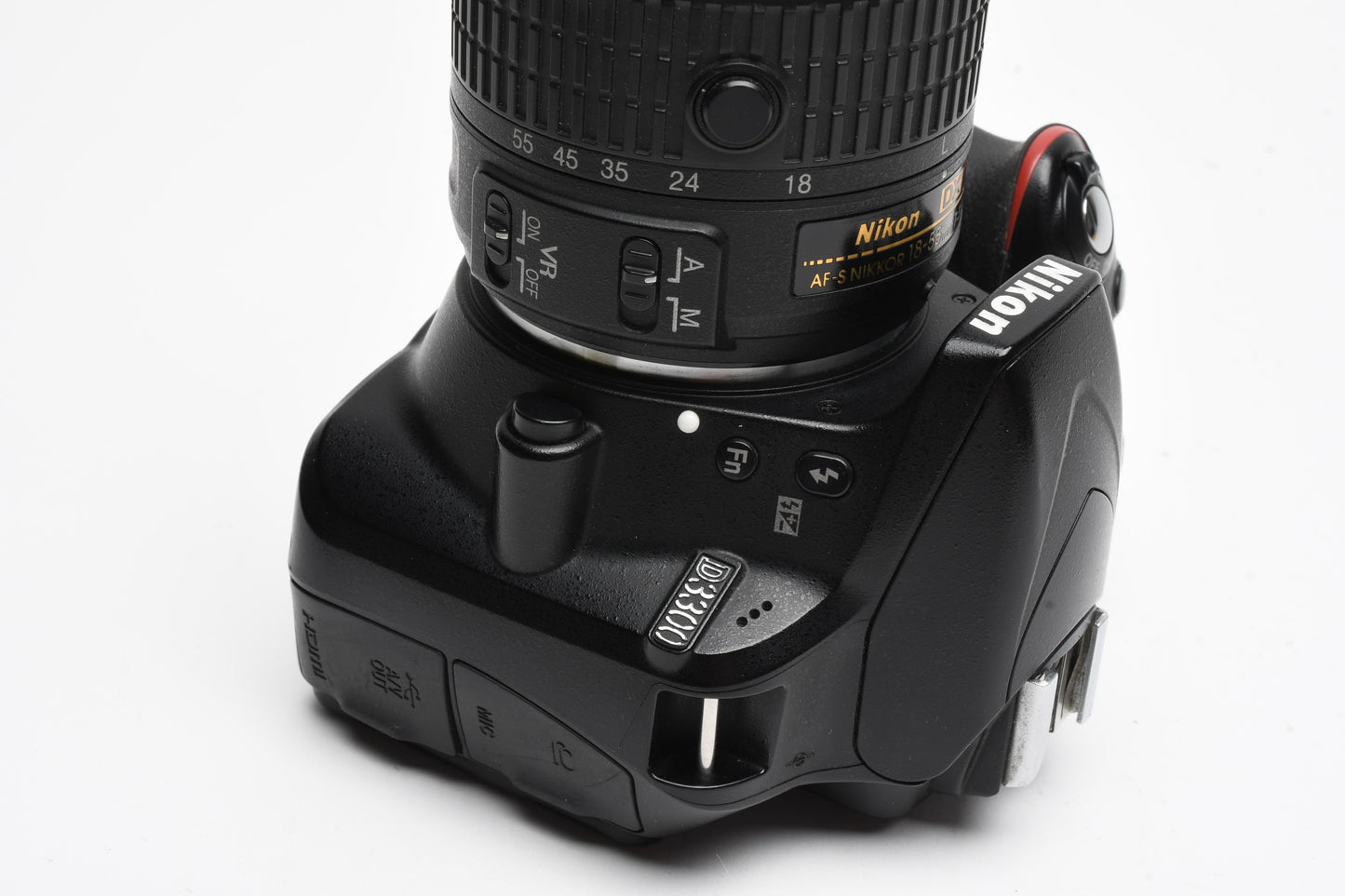 Nikon D3300 DSLR w/18-55mm zoom Batt, charger, strap, Only 15,380 Acts