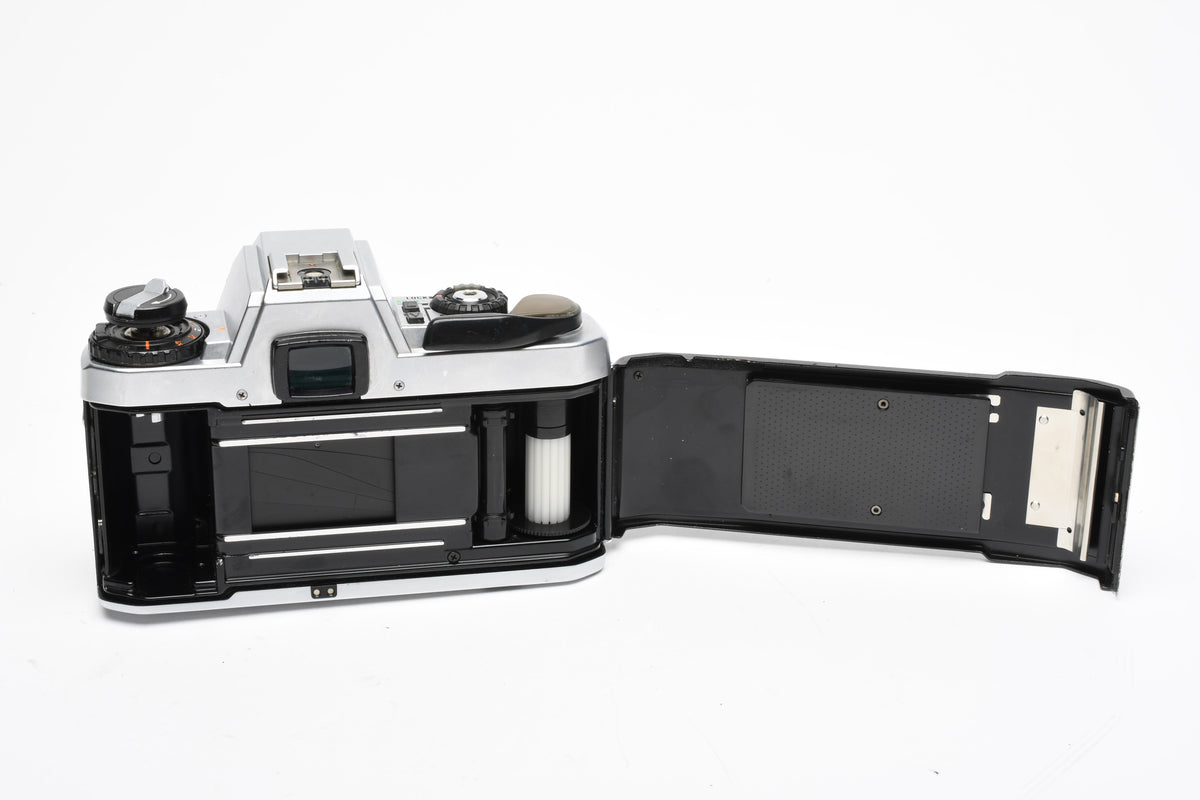 Pentax Program Plus 35mm SLR w/50mm f1.7, new seals, tested, great