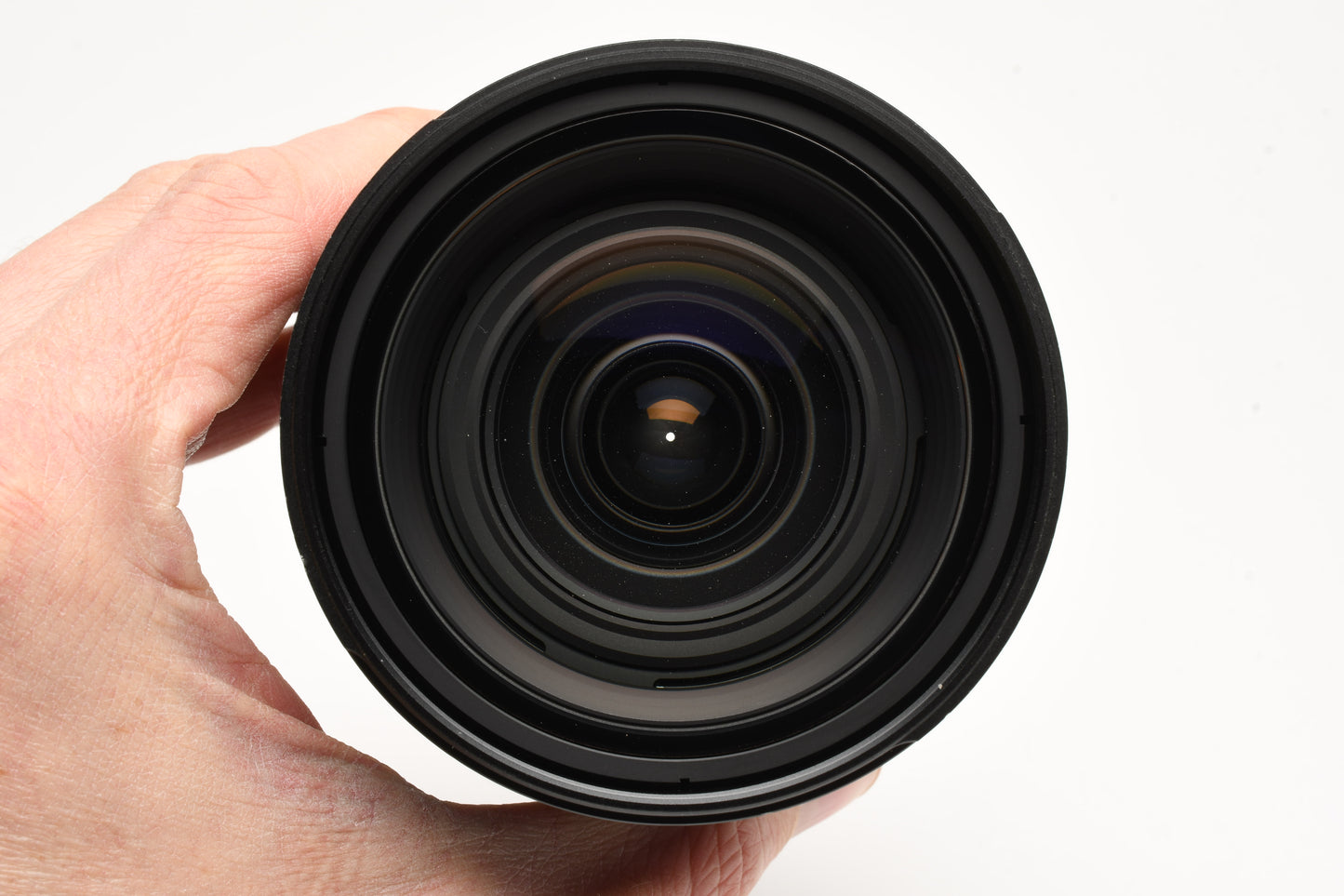 Sony Vario-Sonnar T* 24-70mm f2.8 ZA SSM II zoom lens, Sharp! *Read