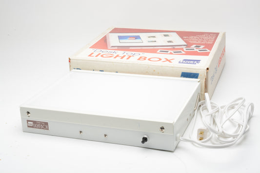Logan #810 Desk sorter light box 5000 degrees Kelvin, clean, boxed