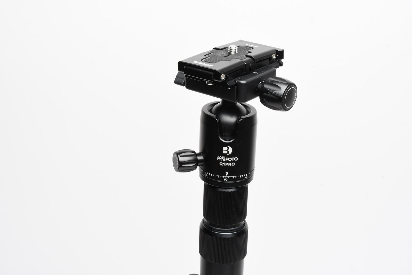 MeFOTO RoadTrip Pro Aluminum Series 1 Travel Tripod BMRTPROABLK