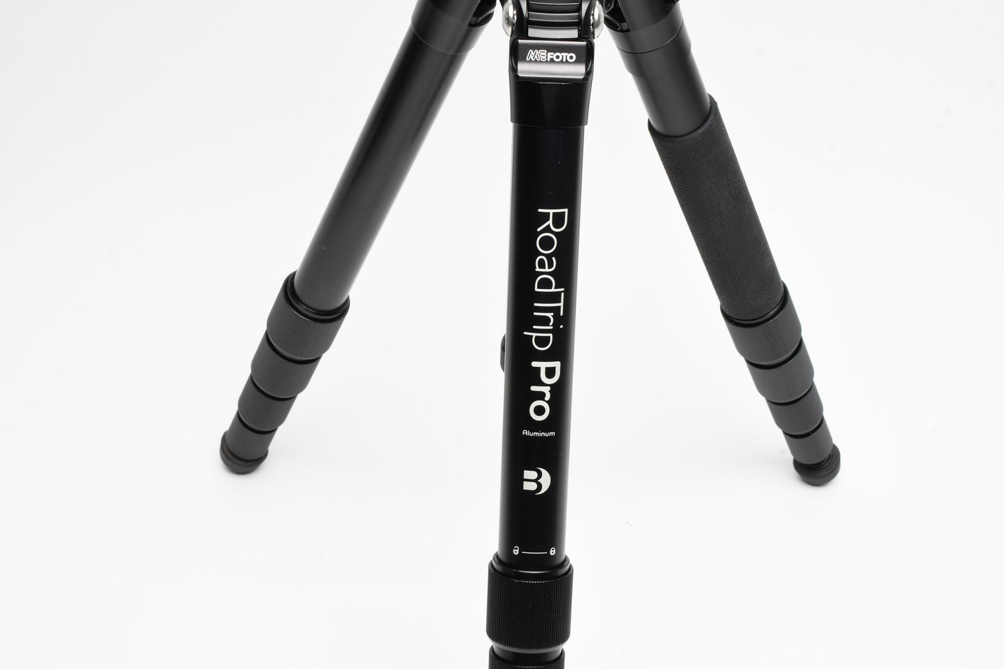 MeFOTO RoadTrip Pro Aluminum Series 1 Travel Tripod BMRTPROABLK