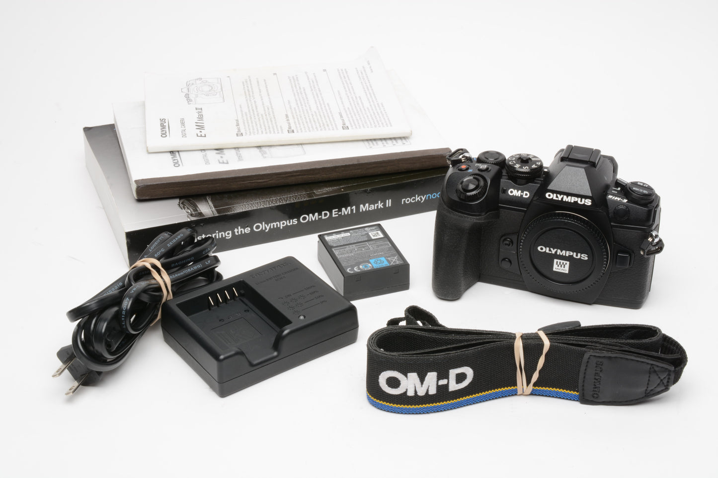 Olympus OM-D E-M1 Mark II Mirrorless Micro 4/3 Body Only 6952 Acts, Book++