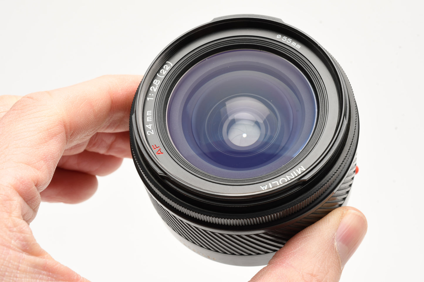 Minolta Maxxum AF 24mm f2.8 Wide lens, Hood+Caps, Mint-