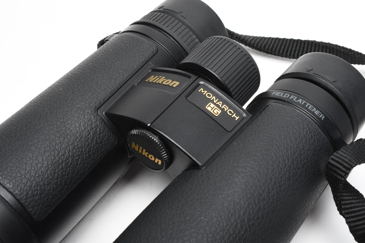 Nikon 8x42 Monarch HG Ultimate All-Terrain Scratch-Resistant Binoculars, Mint-