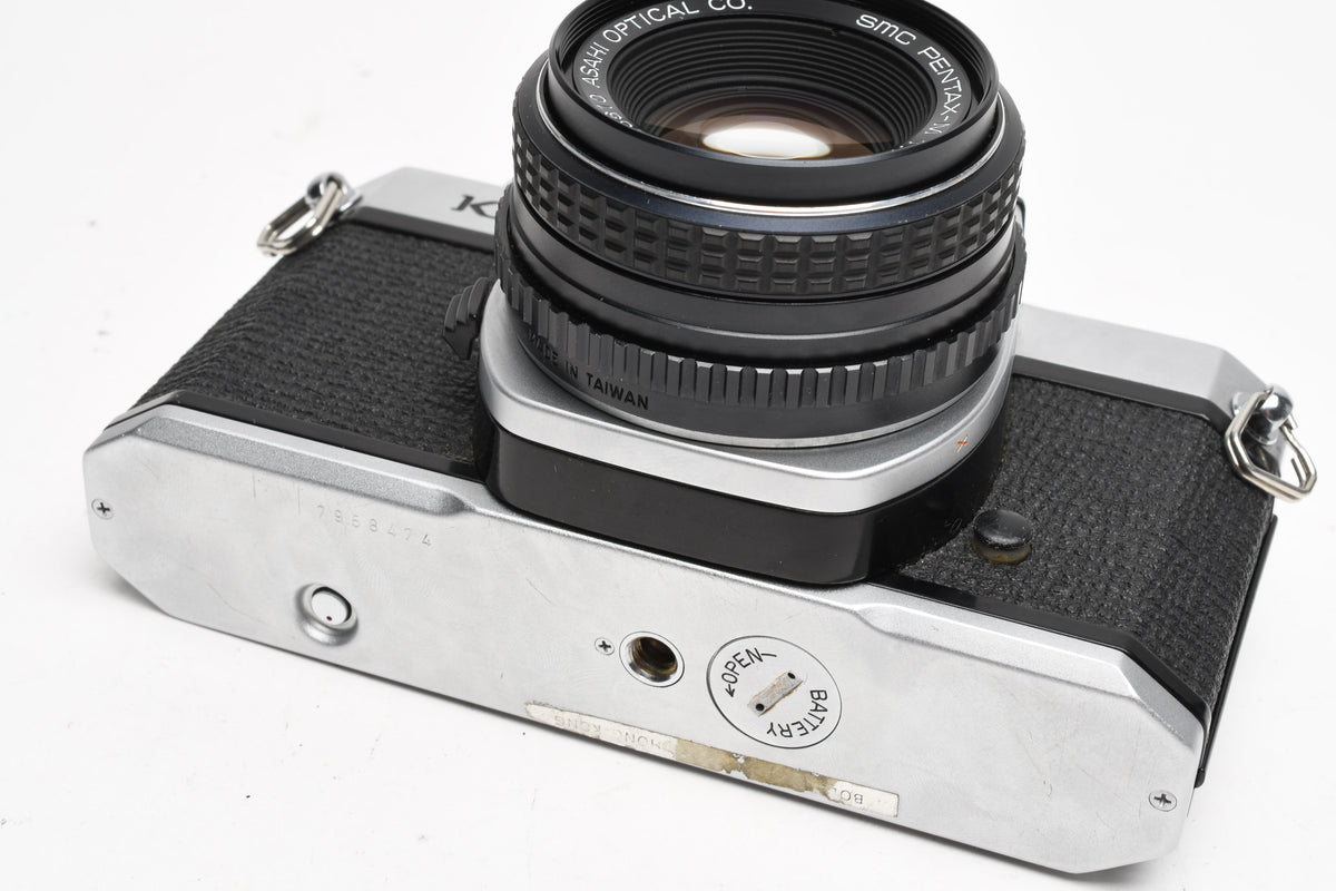 Pentax K1000 35mm SLR w/50mm f2 lens, New seals, strap