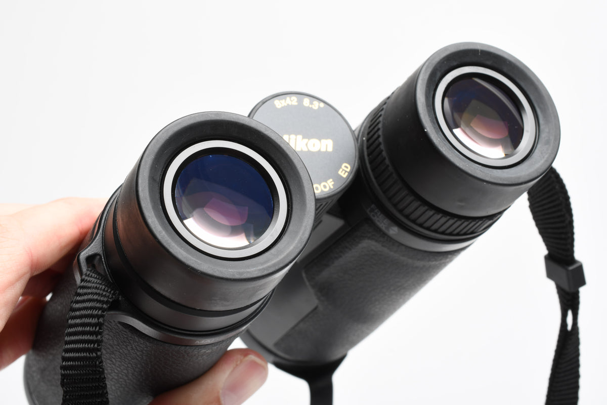 Nikon 8x42 Monarch HG Ultimate All-Terrain Scratch-Resistant Binoculars, Mint-